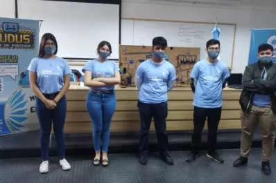 Tucumanos buscan representar a la Argentina en el Mundial de Robótica