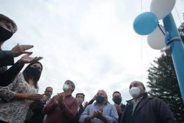 Santa Lucía: para disminuir siniestros viales, inauguraron luminarias led