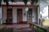 Fuego, motín y violencia: aplacan un intento de fuga de la comisaría de Yerba Buena