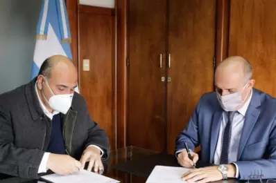 Manzur y el ministro de Transporte de la Nación proyectaron el avance de unas 20 obras en Tucumán