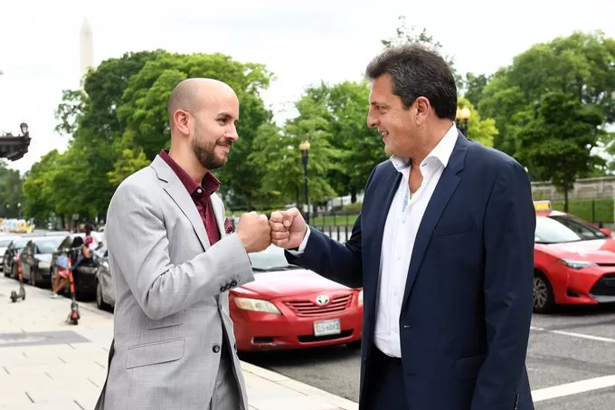 GESTIONES. Sergio Massa y Juan González, asesor especial de Joseph Biden para América Latina. FOTO TOMADA DEL PERFIL DE MASSA EN TWITTER