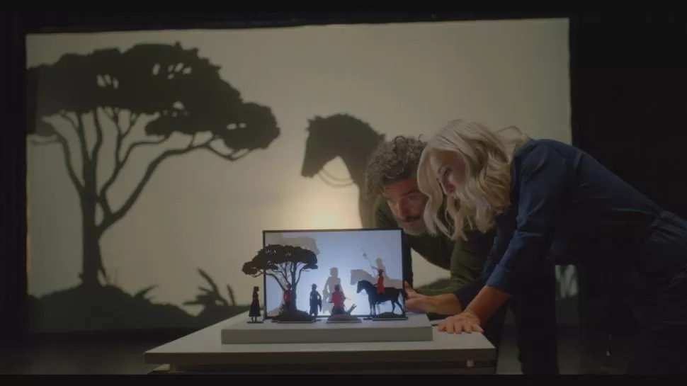 LA DRAMATURGA Y EL ACTOR. Morán y Sbaraglia preparan una escena. 