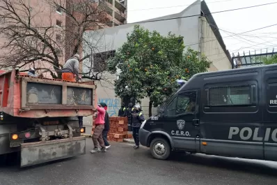 Cortaron el tránsito en Marcos Paz al 600 por un operativo en un inmueble de la familia Chahla