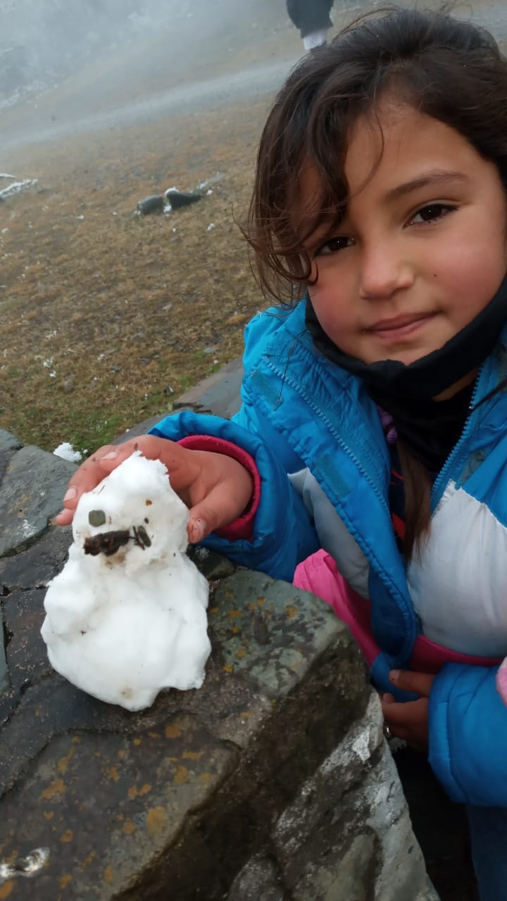 Hualinchay se cubrió de blanco