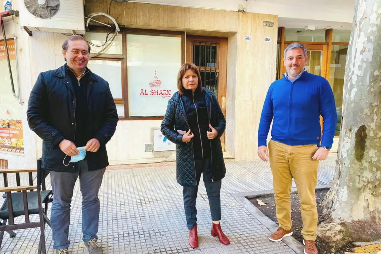 MISIÓN POLÍTICA. Beti y Colombres Garmendia viajaron para reunirse con Bullrich. Foto: Prensa Pro-Tucumán