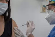 El 72% de los mayores de 30 años recibió al menos una dosis de la vacuna en Tucumán