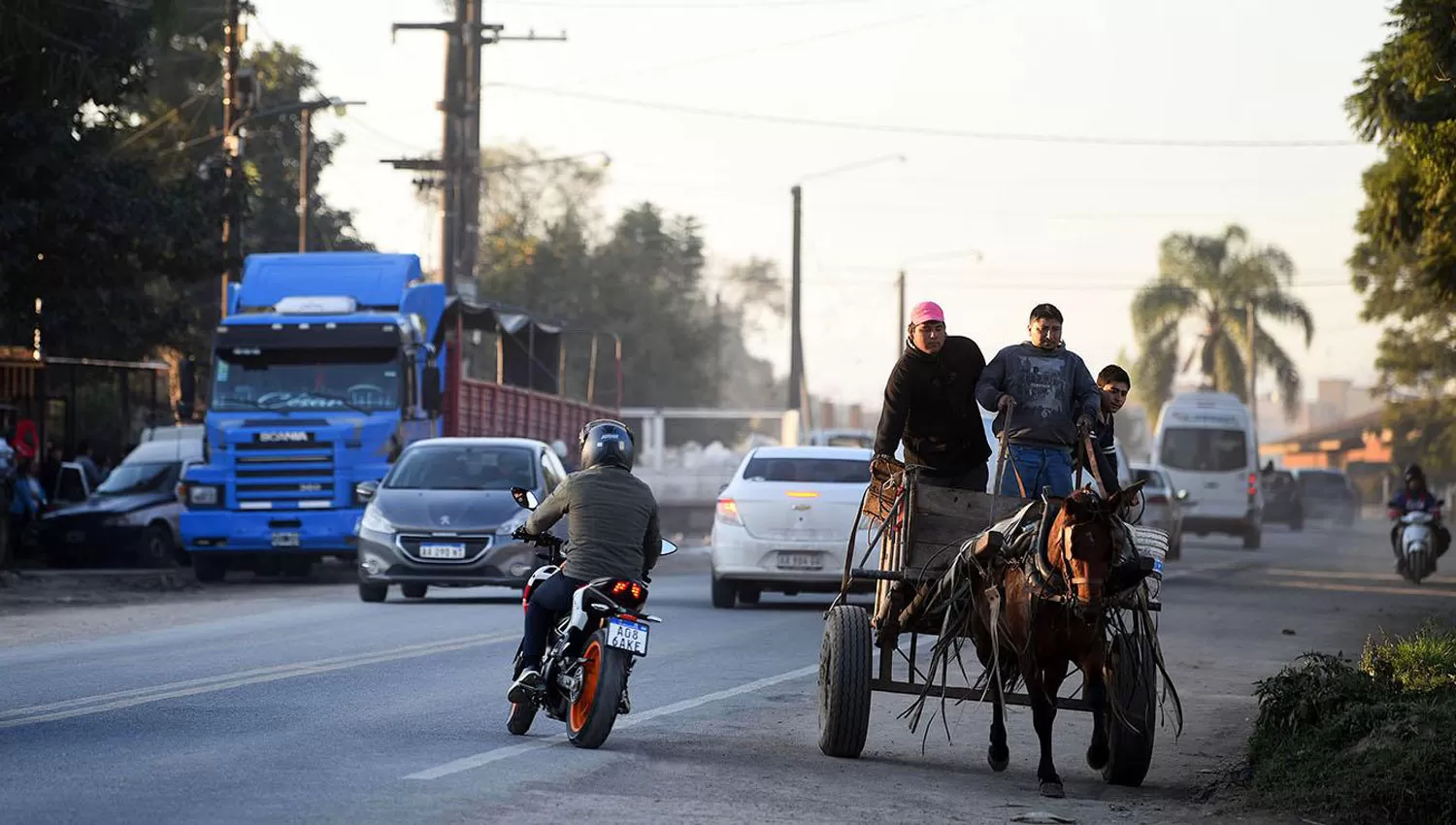 MUCHO TRÁNSITO. El Camino del Perú recorre tres municipios y es una de las vías más transitadas de la provincia. 