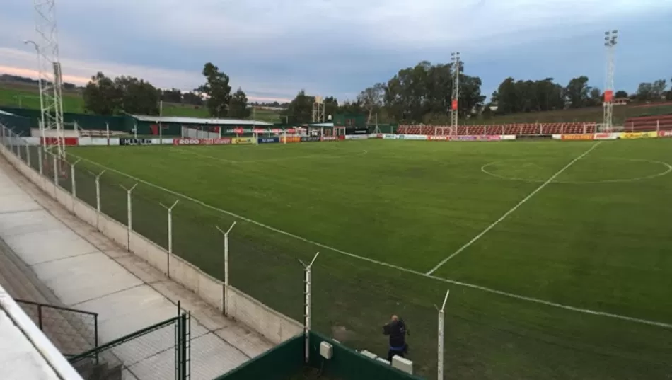 El partido se jugará el lunes en el estadio de Agropecuario. 