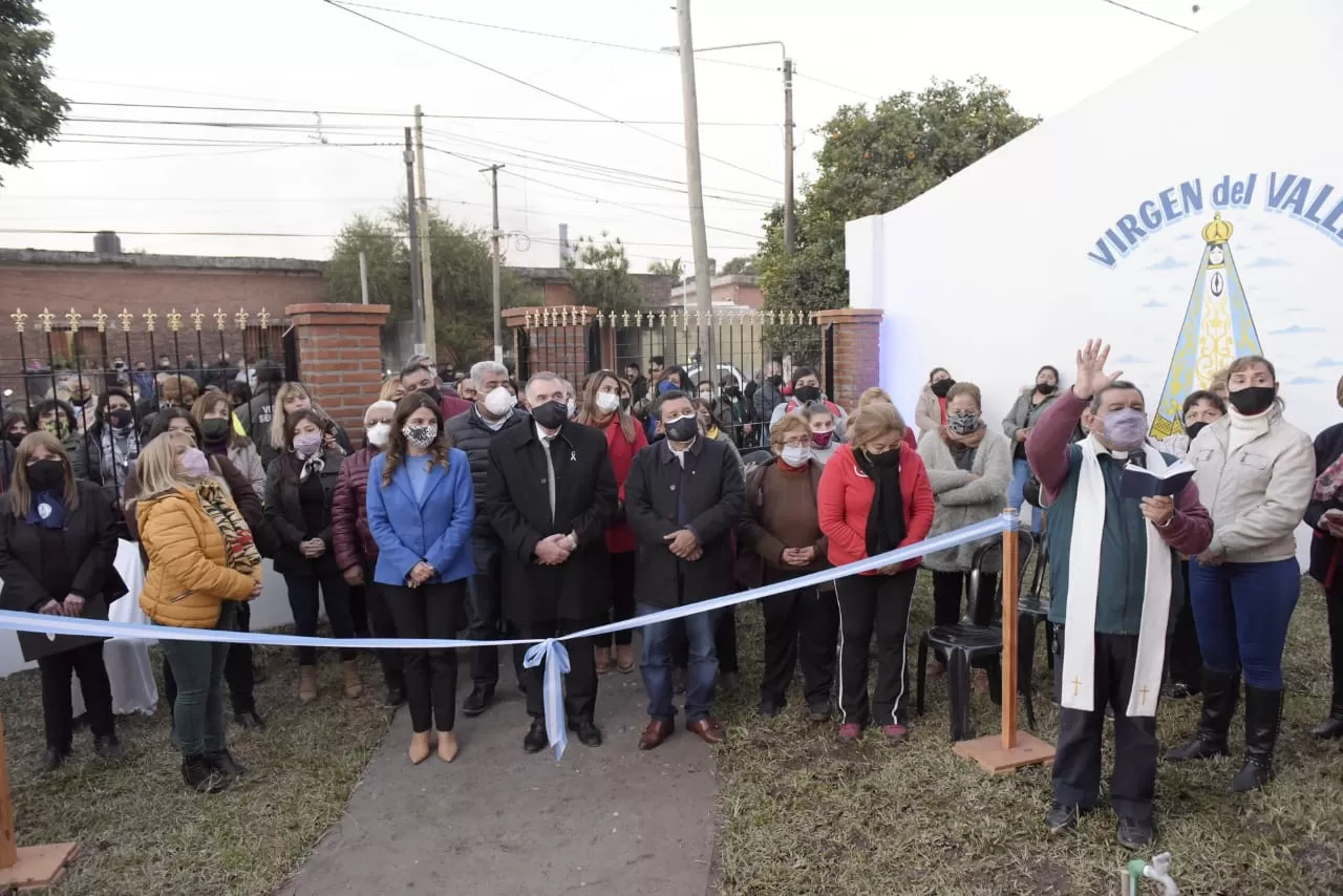 EN BANDA DEL RÍO SALÍ. Jaldo encabezó los actos junto al intendente Monteros y su equipo. Foto: Prensa HLT