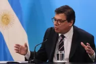 El aumento del salario mínimo se realizaría por decreto