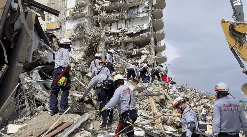 Derrumbe de un edificio en  Miami. AP 