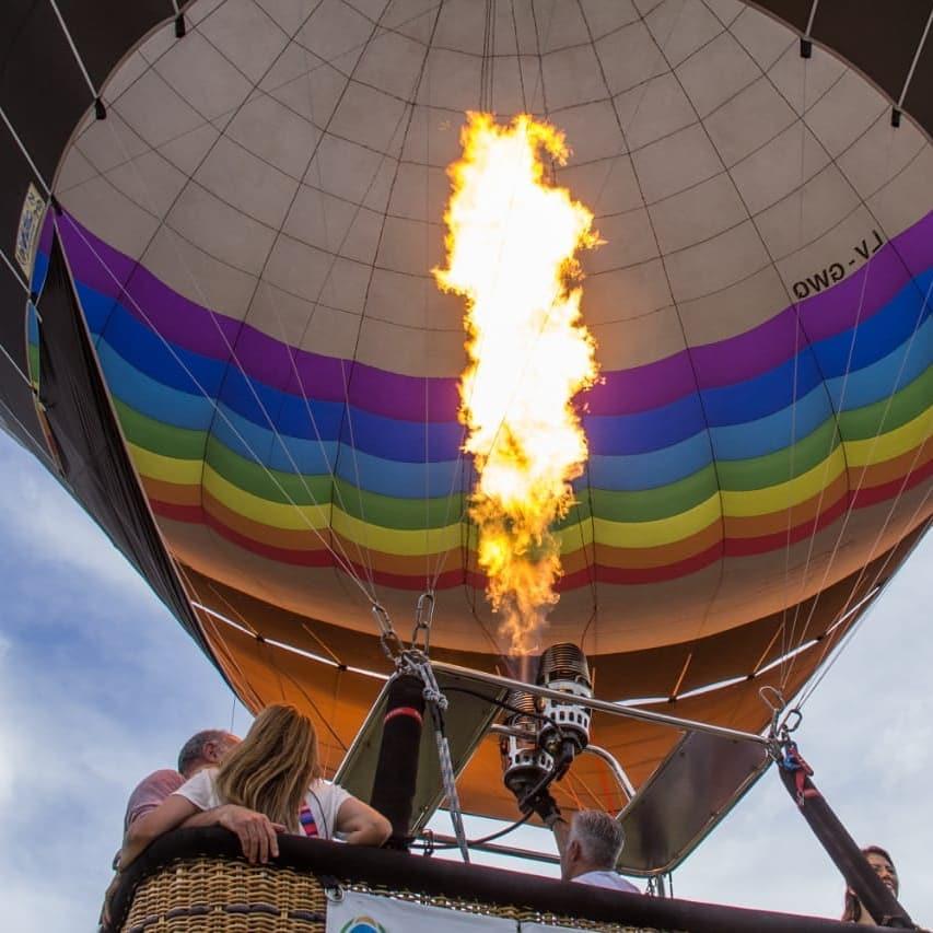 IMAGEN DE FACEBOOK MENDOZA BALLOONS