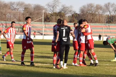 Con otro gol del banco de suplentes, San Martín se trae un triunfazo de Carlos Casares