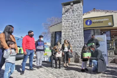 Tafí del Valle: recibieron con obsequios a los primeros turistas de la temporada