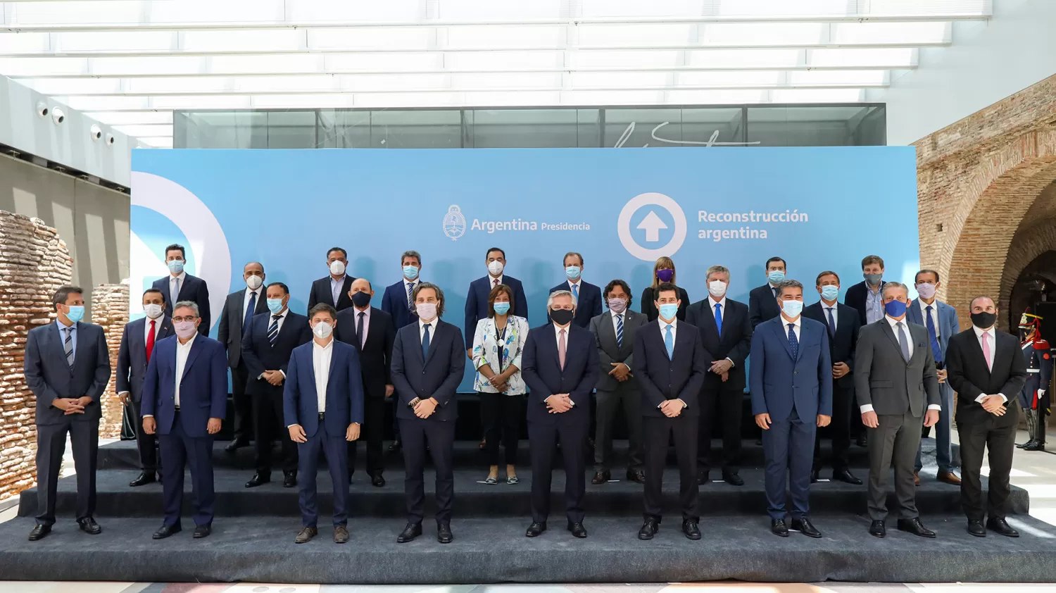 Firma del nuevo pacto fiscal a fines del año pasado. Presidencia