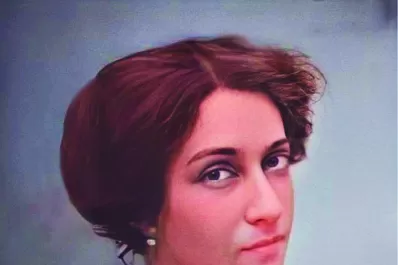 Cuatro escritores inspirados por la plaza Independencia