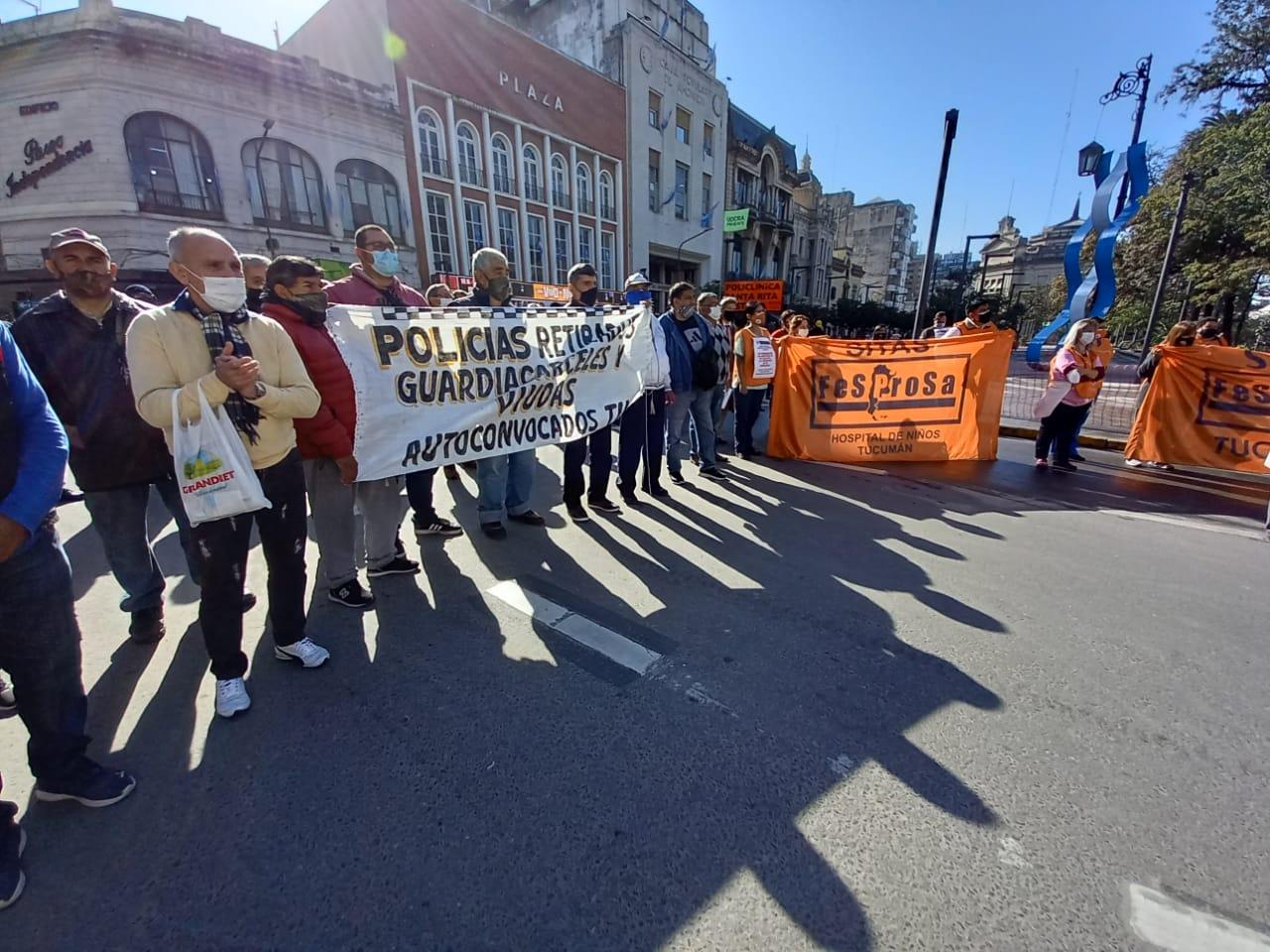 Protesta de policías retirados.