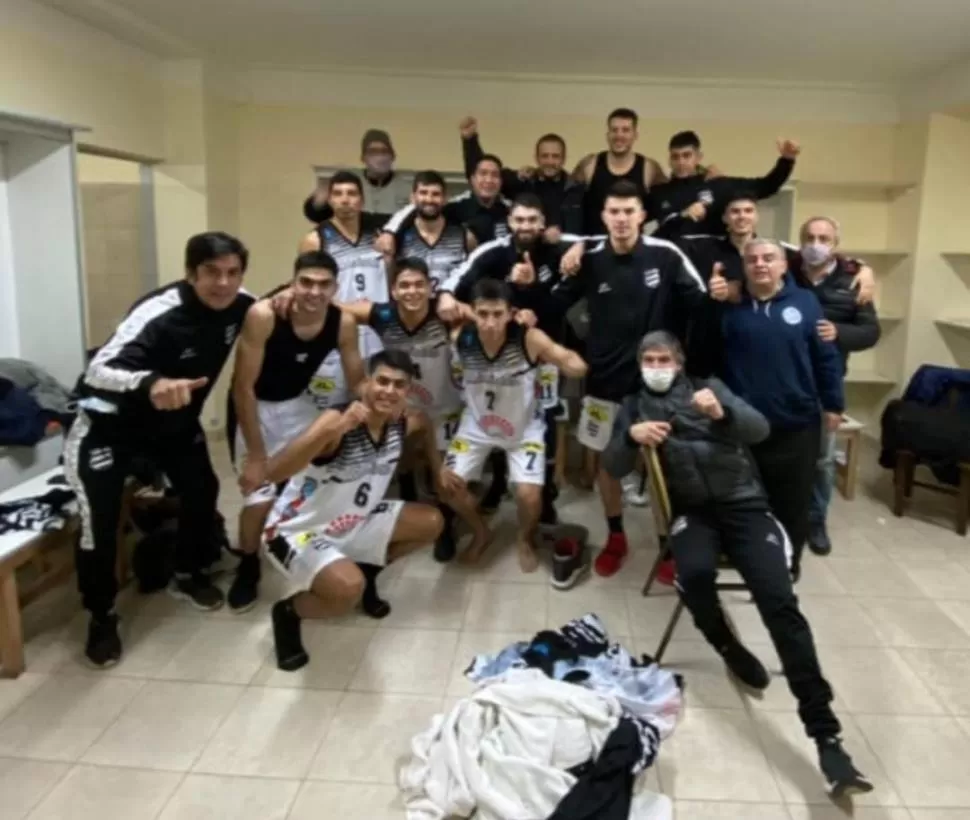 ESTUDIANTES. El plantel de “La Cebra” se tiene confianza para encarar la etapa de los playoffs.