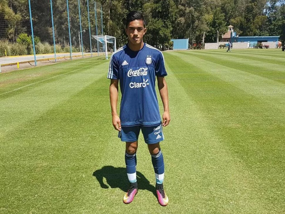 SITUACIÓN ESPECIAL. Tomás Cuello juega en el presente en Bragantino de Brasil y alentará justo en la casa del rival de la Selección.