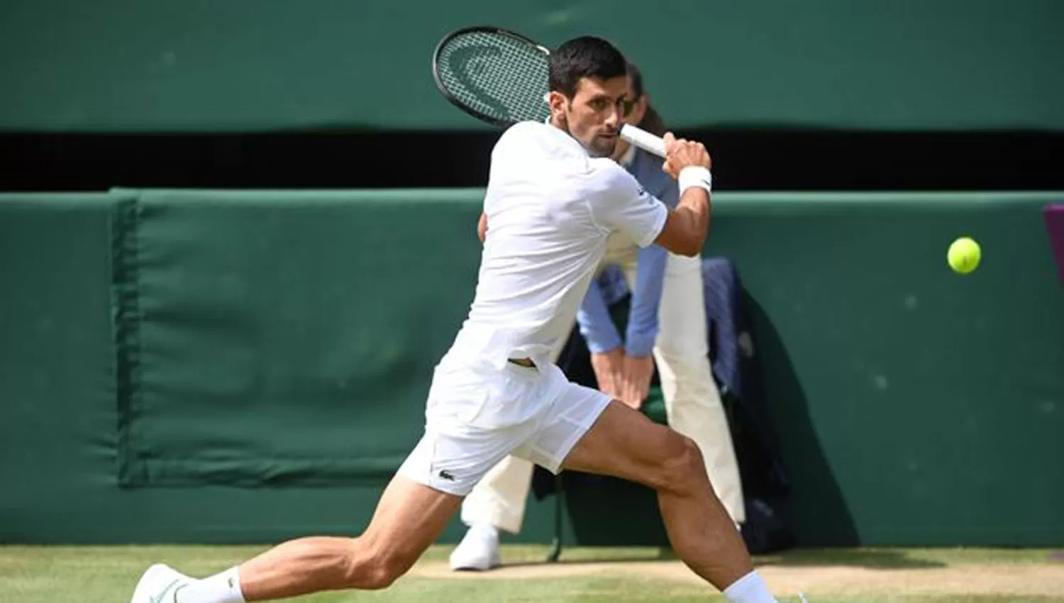 INOLVIDABLE. El serbio Djokovic sumó su sexto título en Wimbledon.