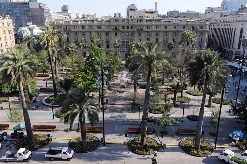 Plaza de Armas, en Santiago de Chile, uno de los lugares más concurridos en el vecino país.