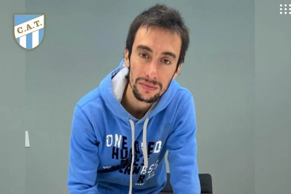 PUSO LA FIRMA. Ciro Rius tiene contrato con Atlético hasta diciembre de 2022.