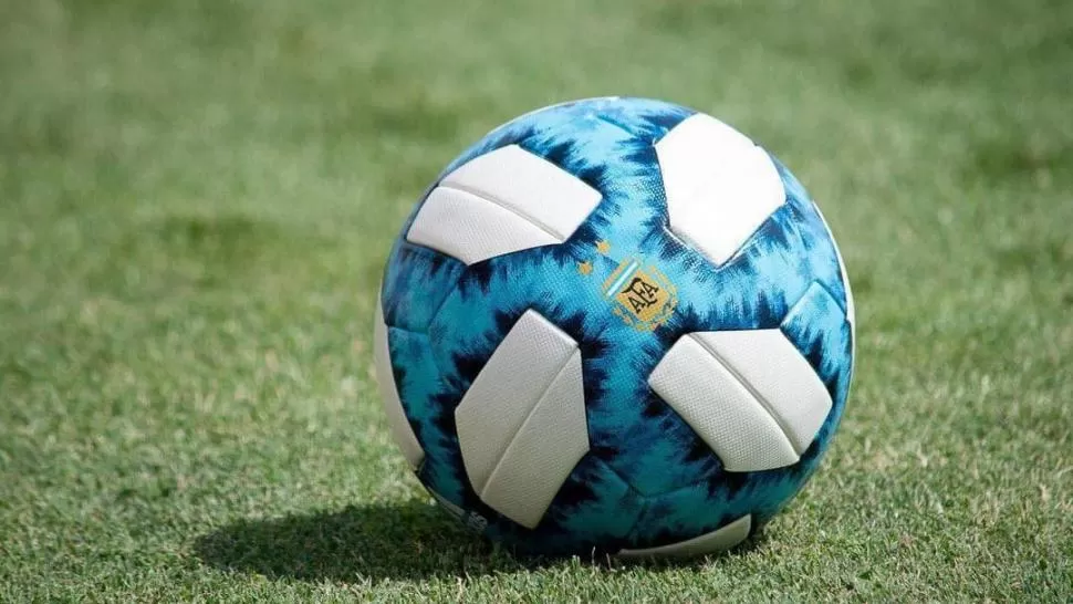 REGRESO. Luego de casi un mes de una Copa América apasionante, la pelota tuvo pocas vacaciones. A menos de una semana, vuelve a tomar protagonismo.  