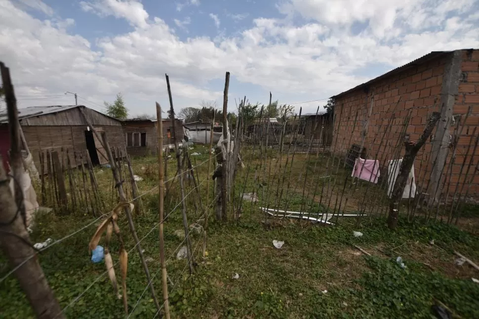 ASENTAMIENTO.El barrio La Chabela, en Lules, donde la pequeña Rocío vivió sus últimos días junto con su madrina y a los demás acusados del crimen. la gaceta / foto de Osvaldo Ripoll 