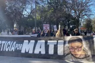 Marcharon en Tucumán y en Salta para pedir justicia por el peluquero Matías Ruíz