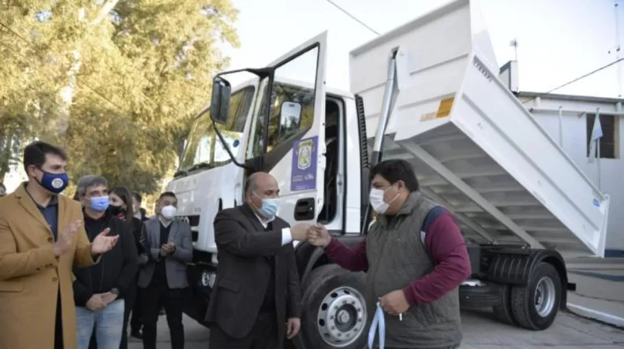 Manzur inauguró obras en Burruyacu: vemos una ciudad que crece