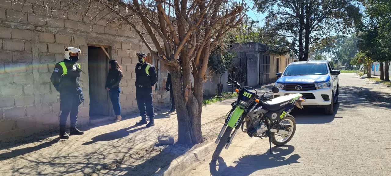 Allanamiento. Momento de la detención del acusado de abuso en La Cocha. 