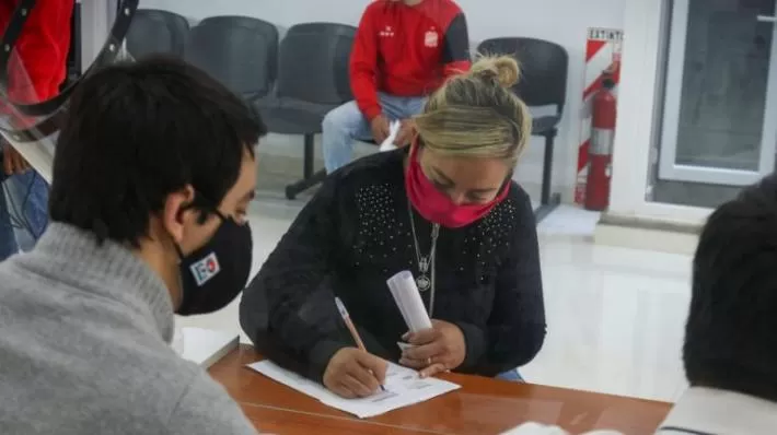 Arranca en Tucumán la entrega de la tercera etapa de la Tarjeta Alimentar