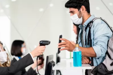 Italia lanzará un pase verde para concurrir a actividades en lugares cerrados