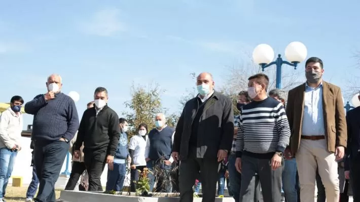 Manzur, en la inauguración de la plaza, en Monteros. 