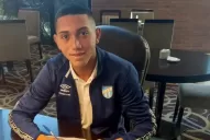 Quién es el juvenil decano que firmó su primer contrato horas antes del partido
