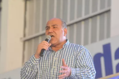 Manzur confirmó la lista oficial para el Congreso: será postulante a senador suplente