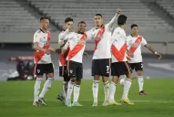 River gustó, marcó cuatro goles y consiguió el primer triunfo en la LPF