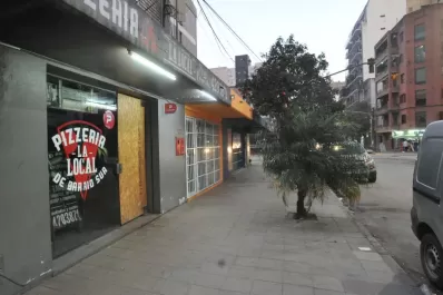 Por una cartera, motochorros causaron terror en barrio Sur