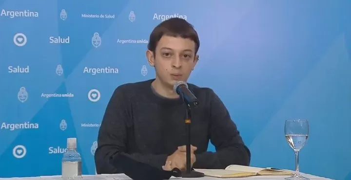 El funcionario que habló de “les pibis” criticó los festejos por el triunfo de la Selección