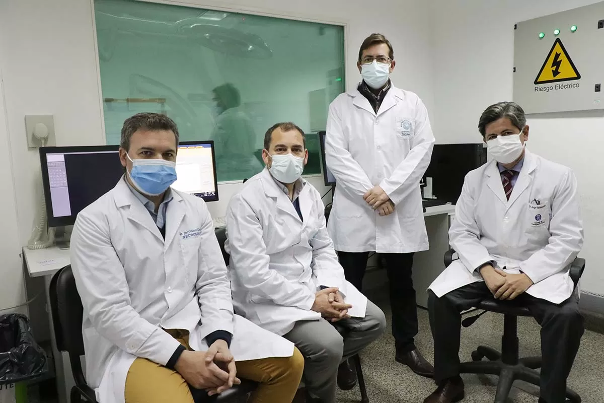 EL EQUIPO MÉDICO que logró salvar la vida del joven. 