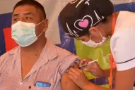 Coronavirus: Bolivia evalúa combinar vacunas por la demora con las segundas dosis de Sputnik V