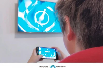 Un especialista tucumano explica por qué es necesario resguardar a los niños del exceso de uso de pantallas