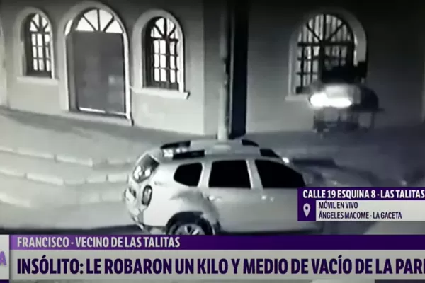 Hacían un asado en la vereda, se descuidaron y alguien se llevó la carne de la parrilla