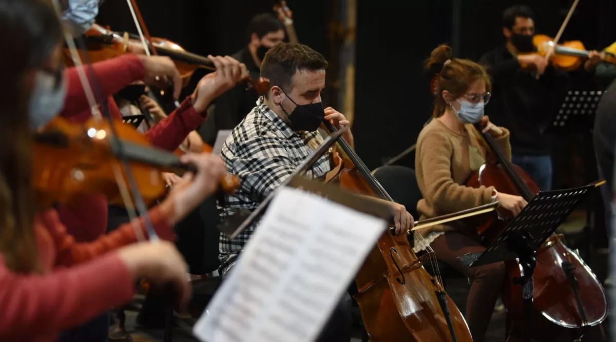 Ensayo de la Orquesta Sinfónica Juvenil de la UNT.