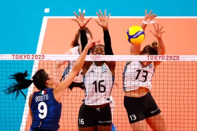 Las Panteras perdieron frente a Italia y quedaron al borde de la eliminación en los JJOO