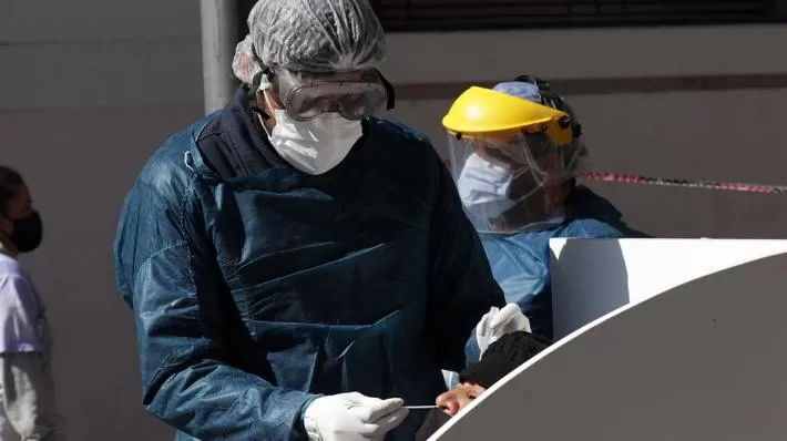 Tucumán cierra este jueves con 685 nuevos contagios y 10 muertes por covid-19