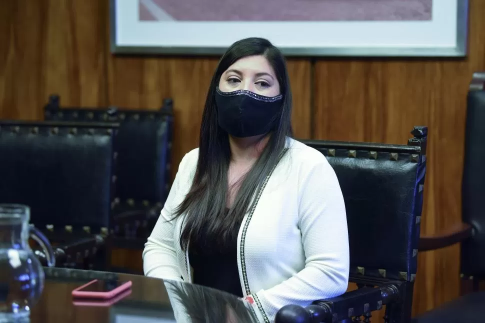 Sara Assan, vicepresidenta primera del Concejo. 