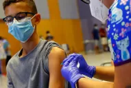 A qué adolescentes se les aplicará hoy la vacuna Moderna