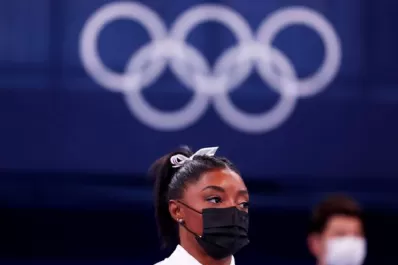 Simone Biles volverá para competir en la final de barra de equilibrio en Tokio 2020