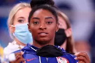 Simone Biles ganó el bronce en barra de equilibrio en su regreso a Tokio 2020